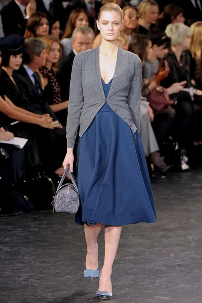Look 33
